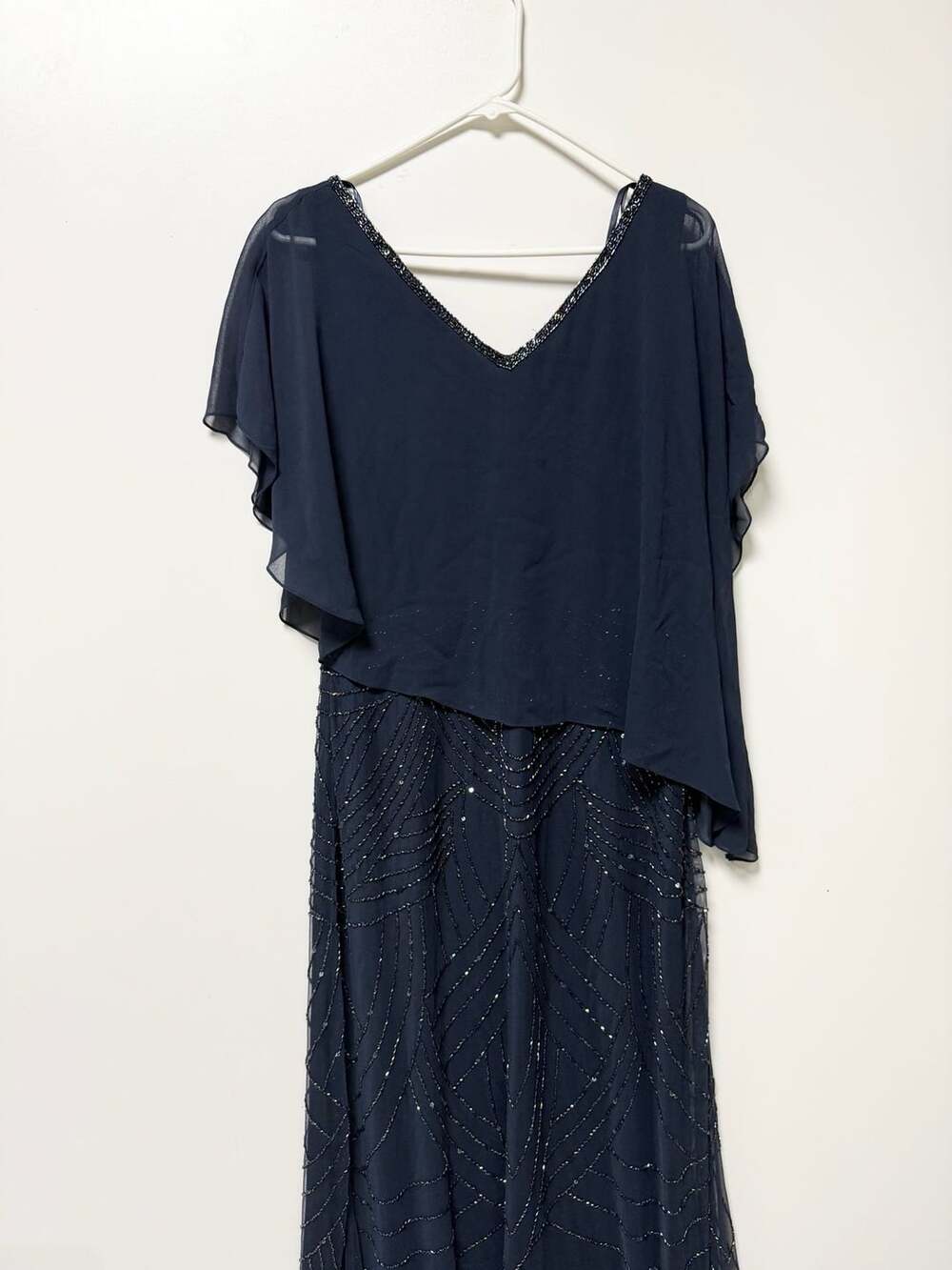 J Kara Womens NWT Beaded Popover Gown Dress Size 8P Navy Shaded Capelet Mother o